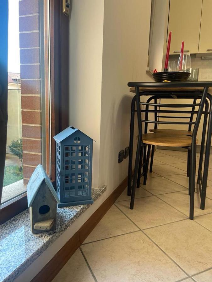 Mille4 Apartment Новара Екстериор снимка