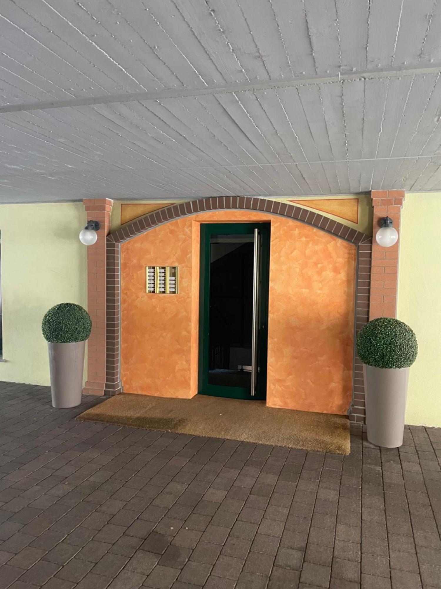 Mille4 Apartment Новара Екстериор снимка